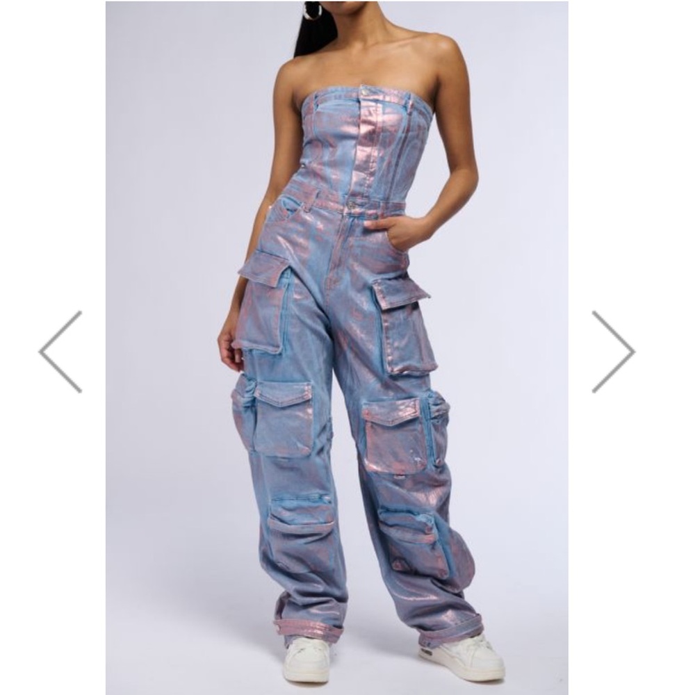 ISO!!!! Akira Stole the Show denim metallic cargo rosegold jumpsuit - Picture 2 of 2